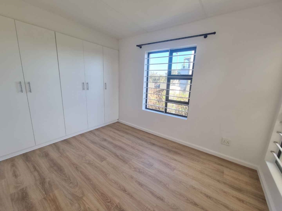 To Let 2 Bedroom Property for Rent in Burgundy Estate Western Cape